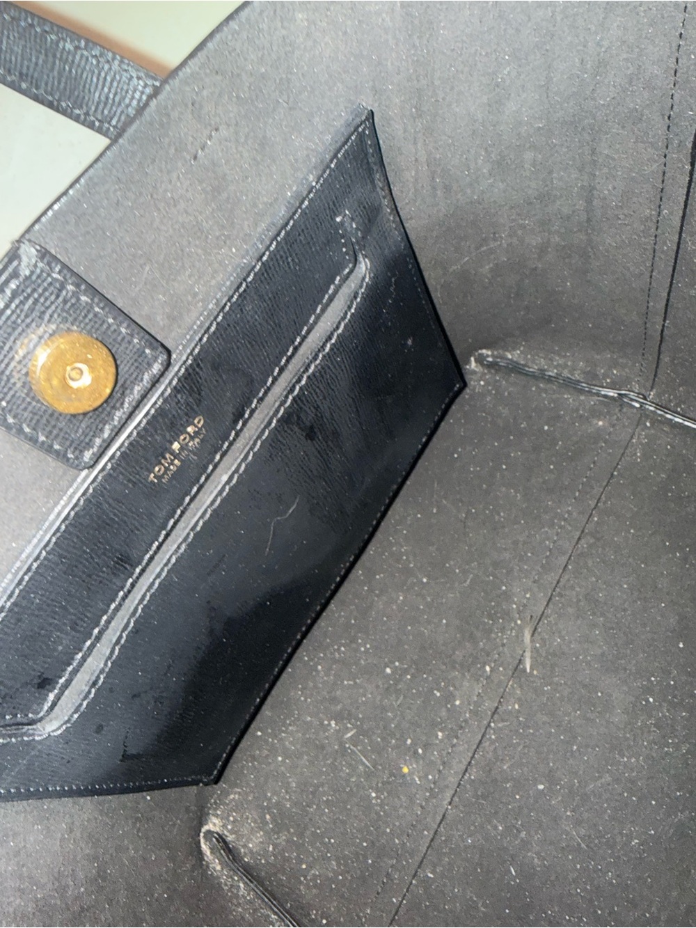 Tom Ford cross body Black Tote with signature “T” straps - Picture 8 of 9